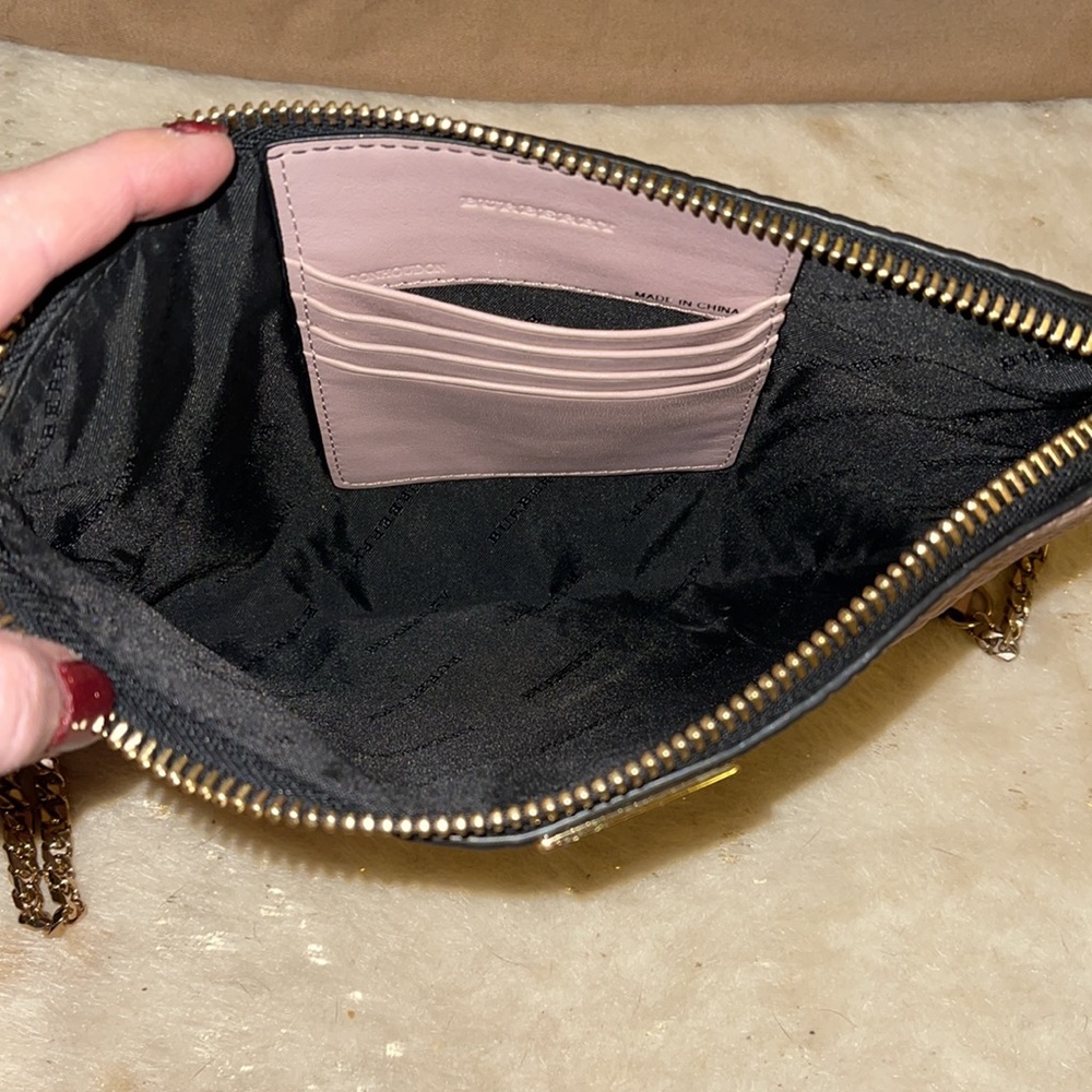 Authentic Burberry Grain Check Crossbody pale orchid - Picture 7 of 14